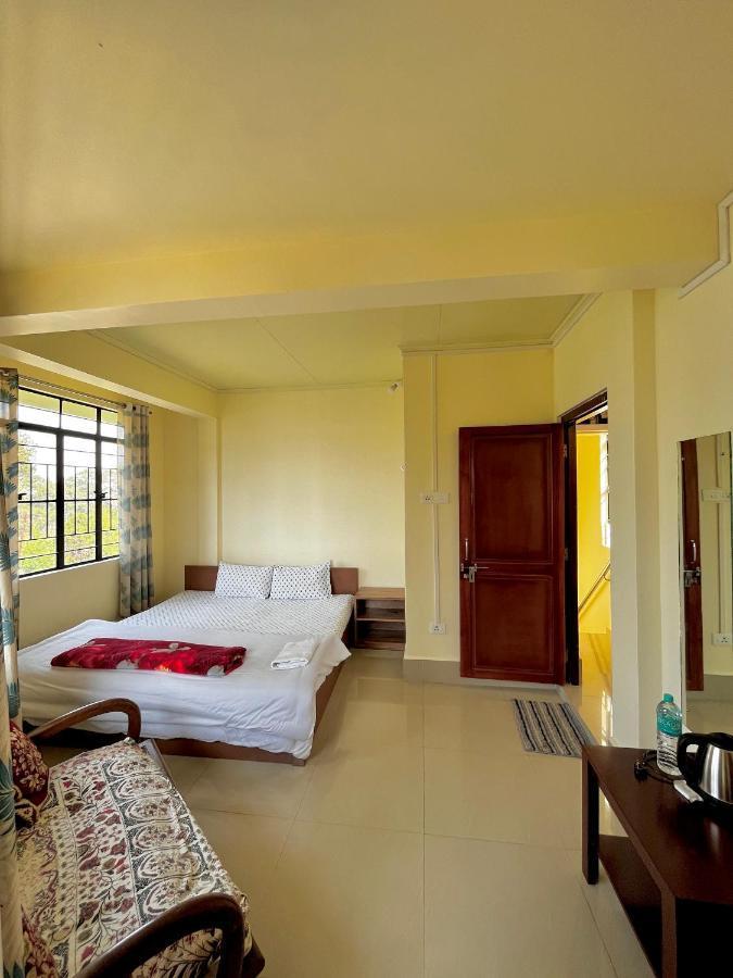 Heemstede Hotel Shillong Exterior photo